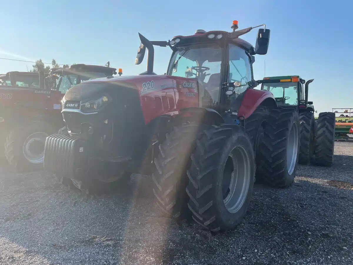 2023 Case IH MAGNUM220AFS