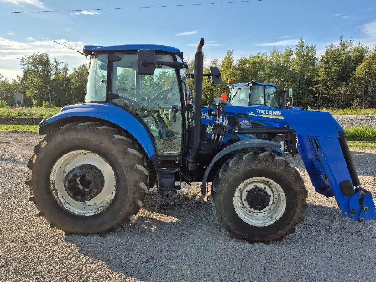 2014 New Holland T5.95