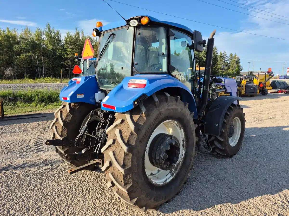 2014 New Holland T5.95