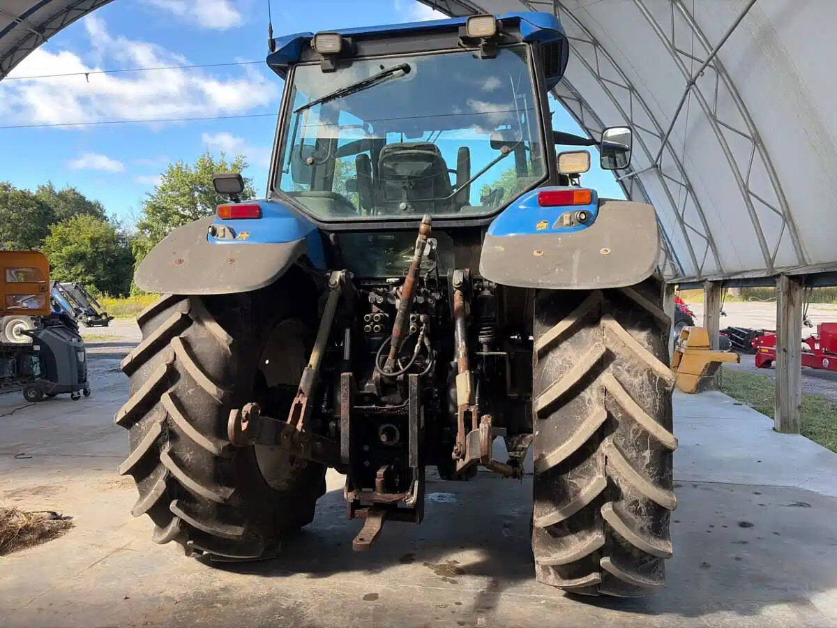 2003 New Holland TM175