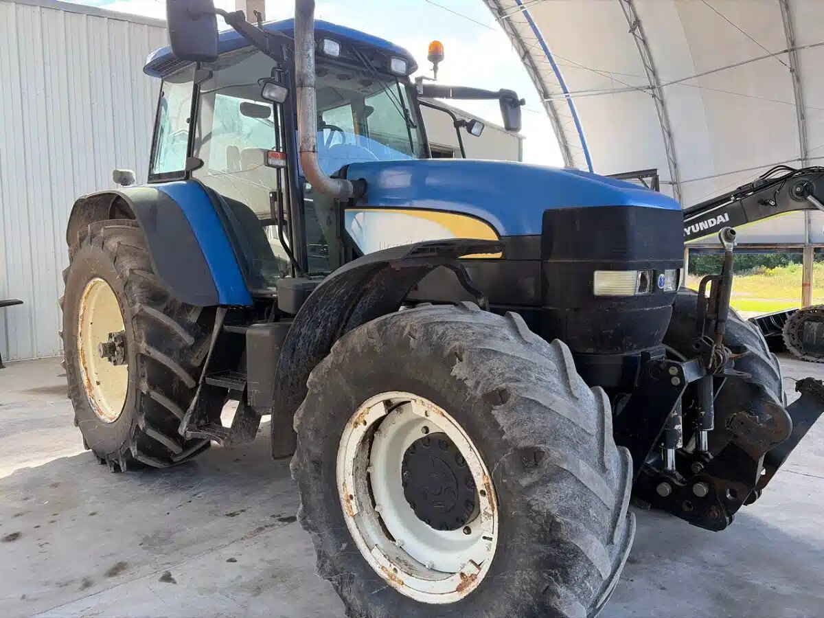 2003 New Holland TM175