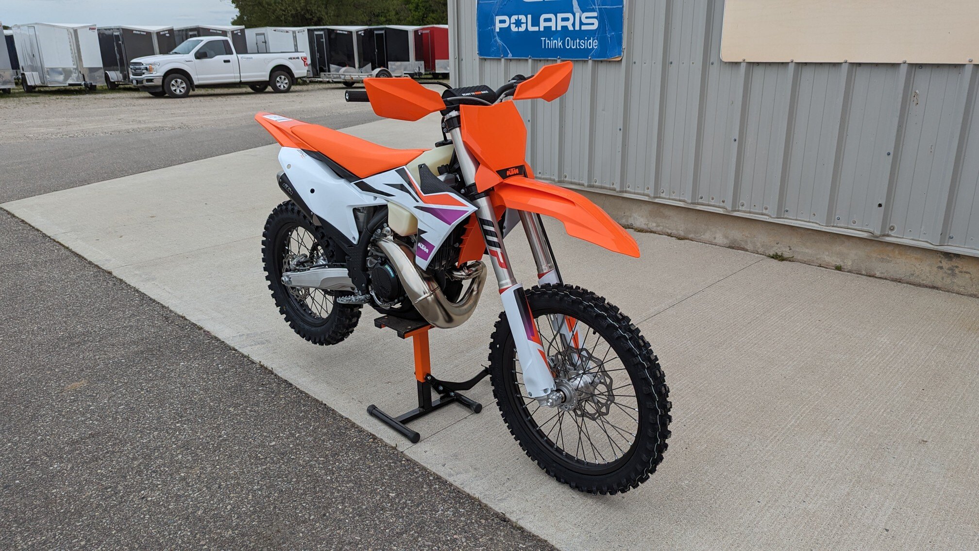 8993 070F0D9F 3530 4598 BC15 4B554CD4AFFB 00522e8b 9a9d 4e67 8b8c 2f5ae80c0f33