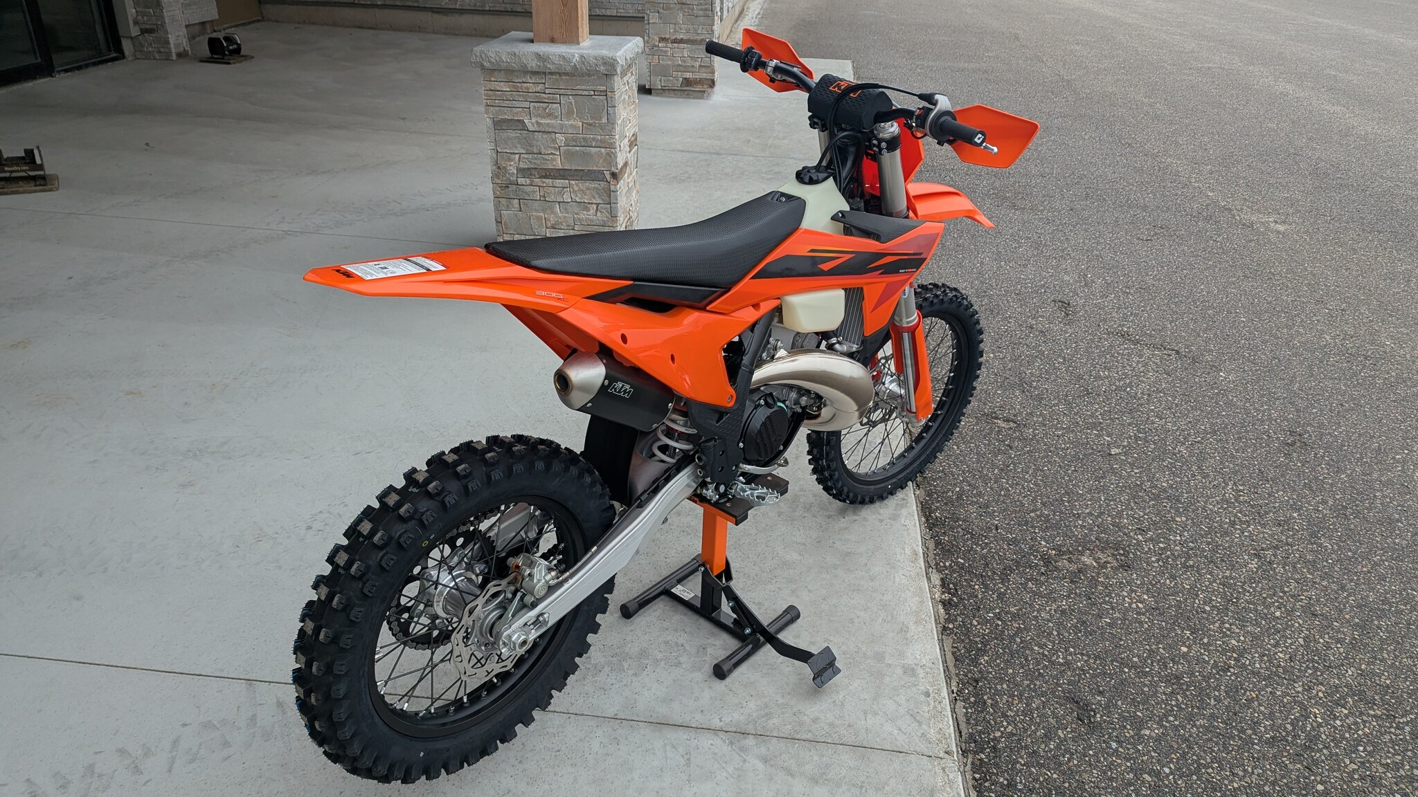 2025 KTM XC 300 May June Promo