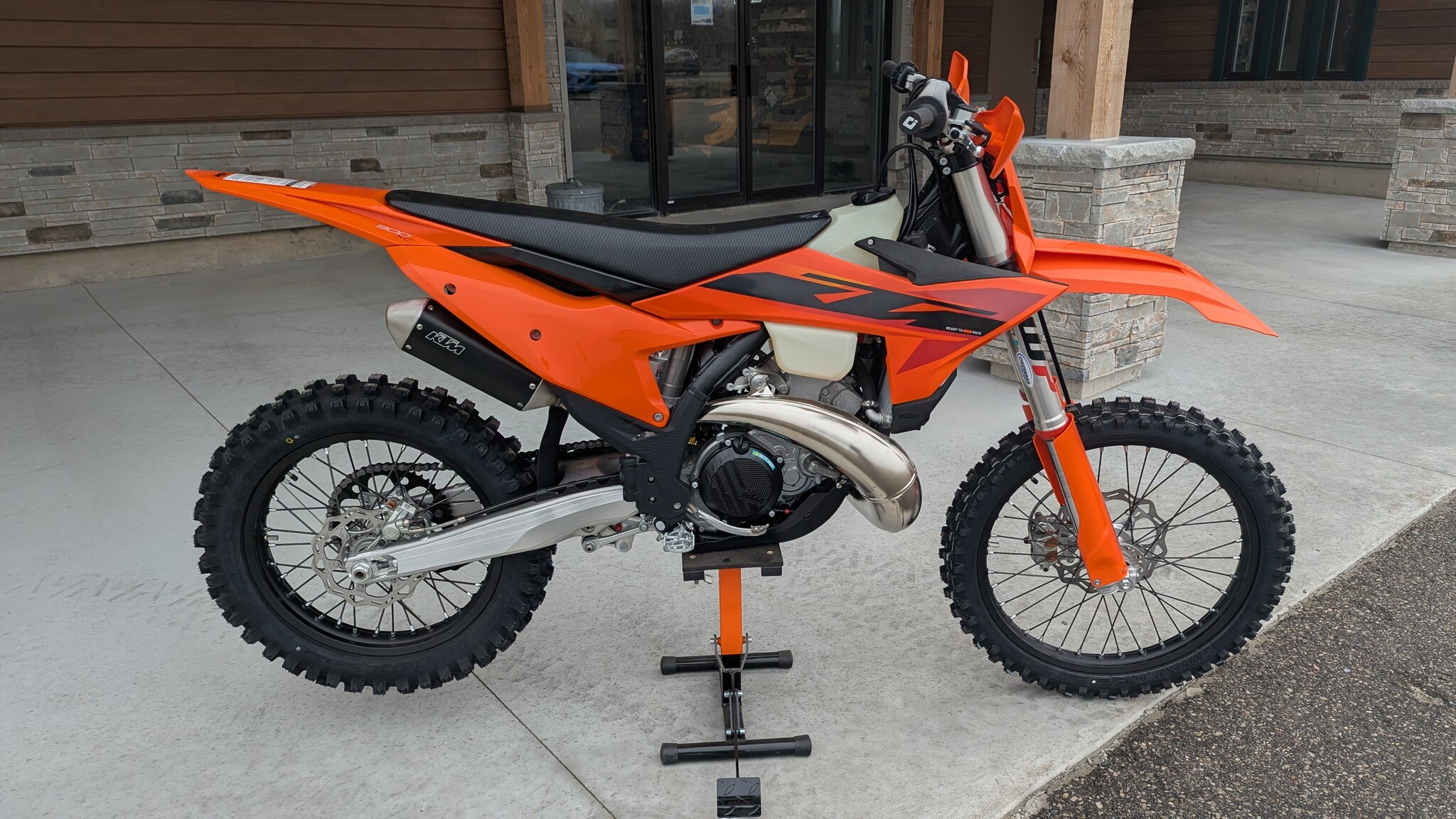 2025 KTM XC 300 May June Promo