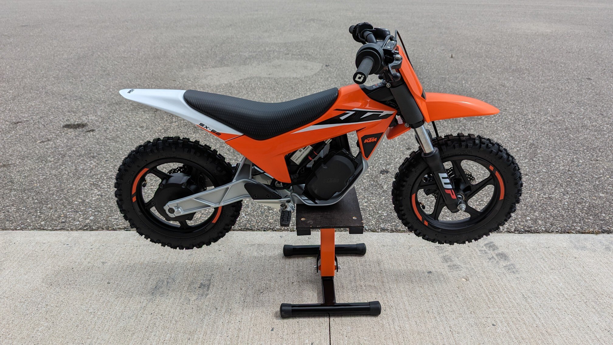 2025 KTM SX E 2