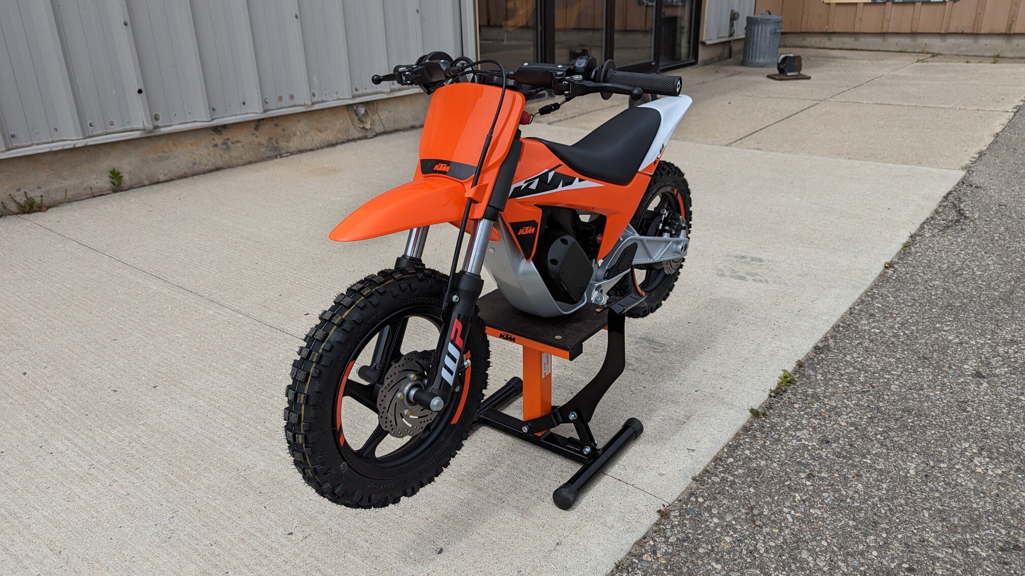 2025 KTM SX E 2