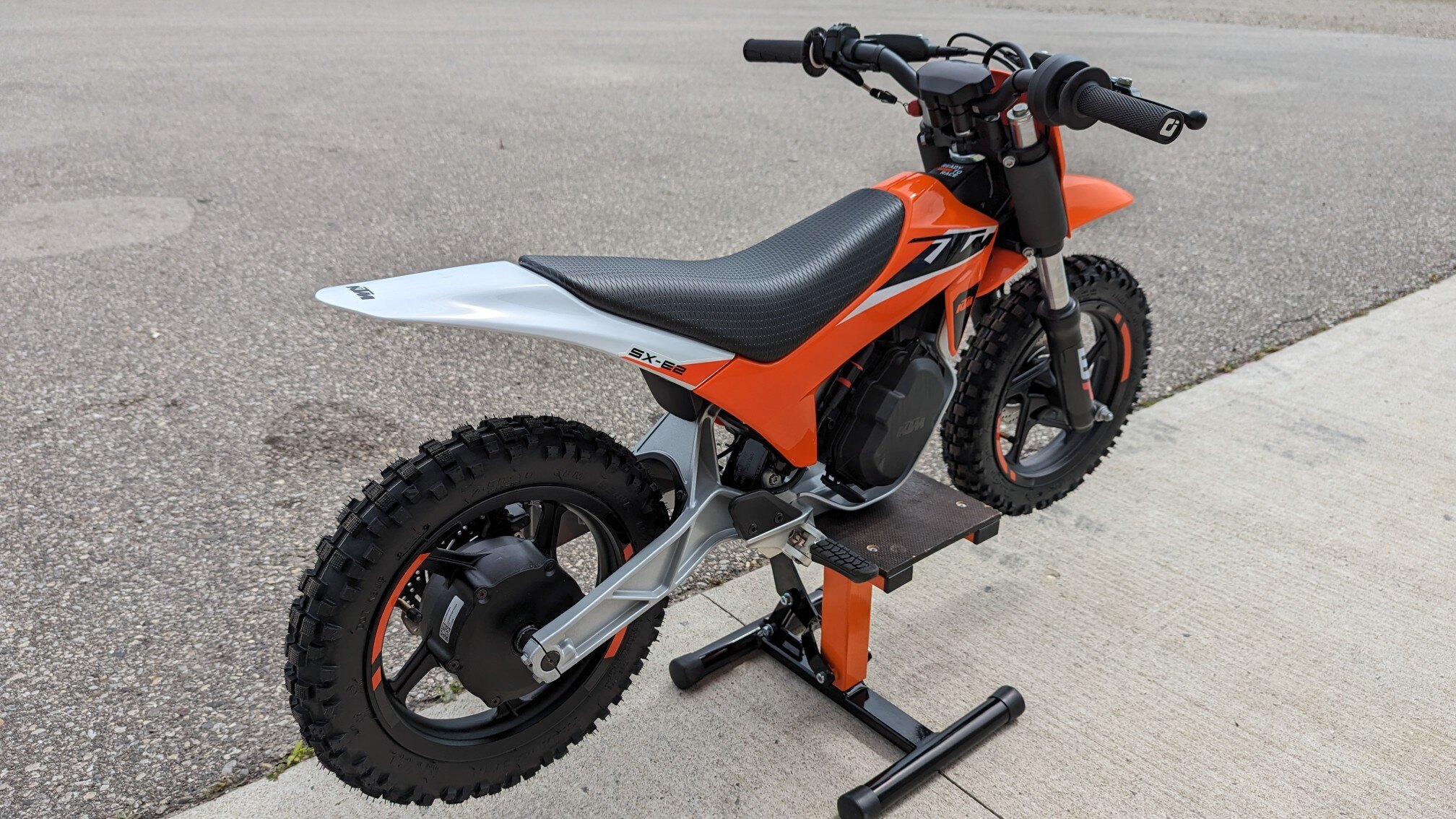 2025 KTM SX E 2