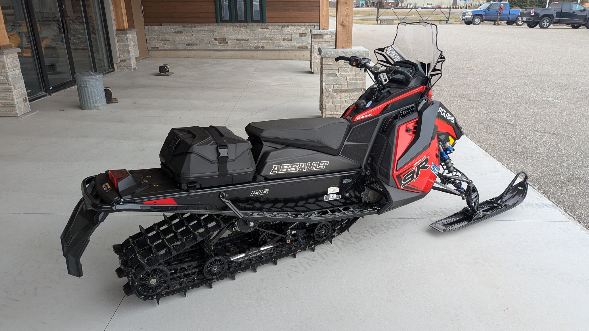 2026 Polaris Switchback® Assault® Escape IFS Patriot 9R 146 Dealer Demo