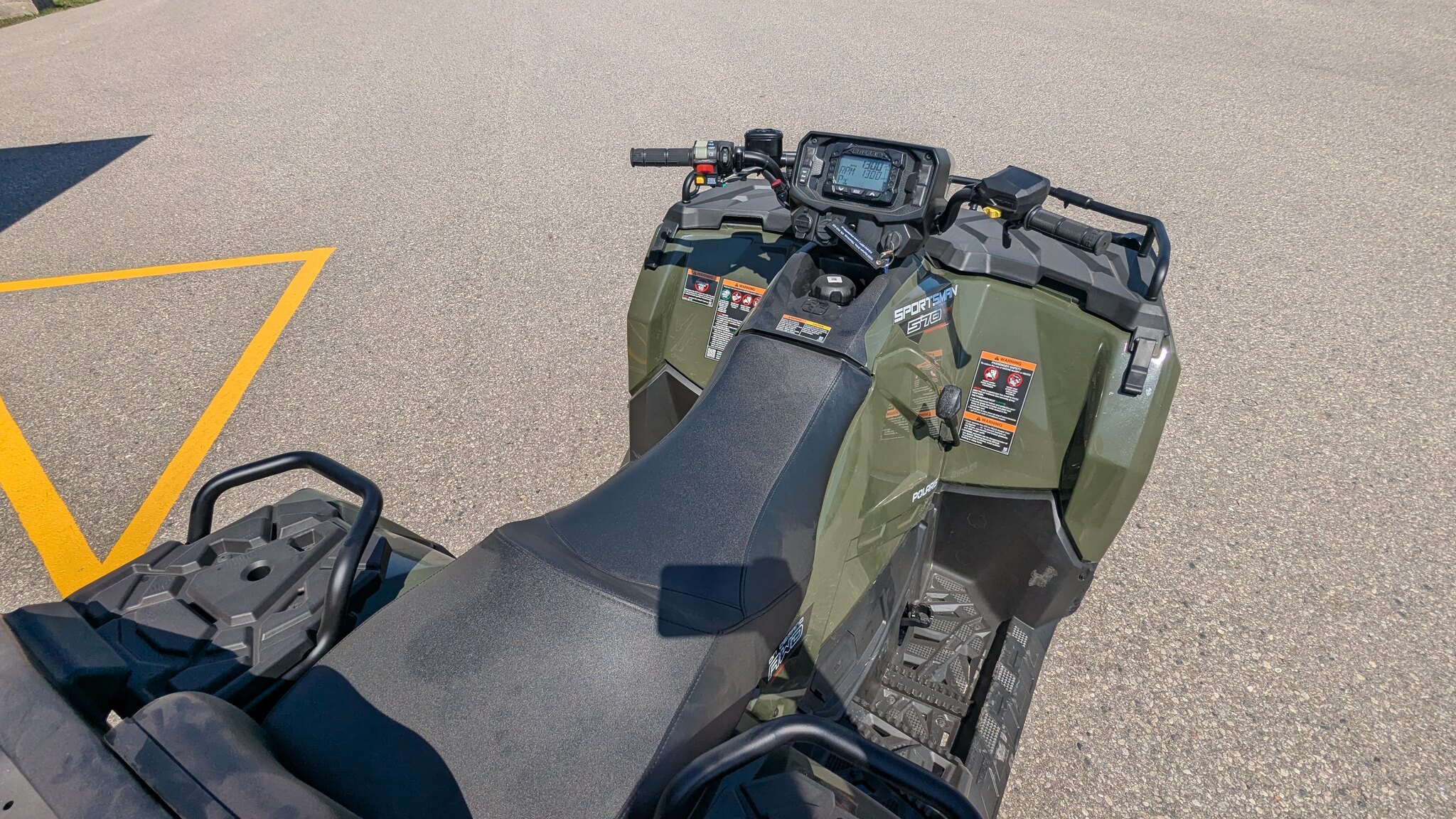 2026 Polaris Sportsman® 6x6 570 Dealer Demo June Promo!