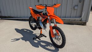 2025 KTM XC 125 May/June Promo