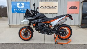 2024 KTM 890 SMT May/June Promo