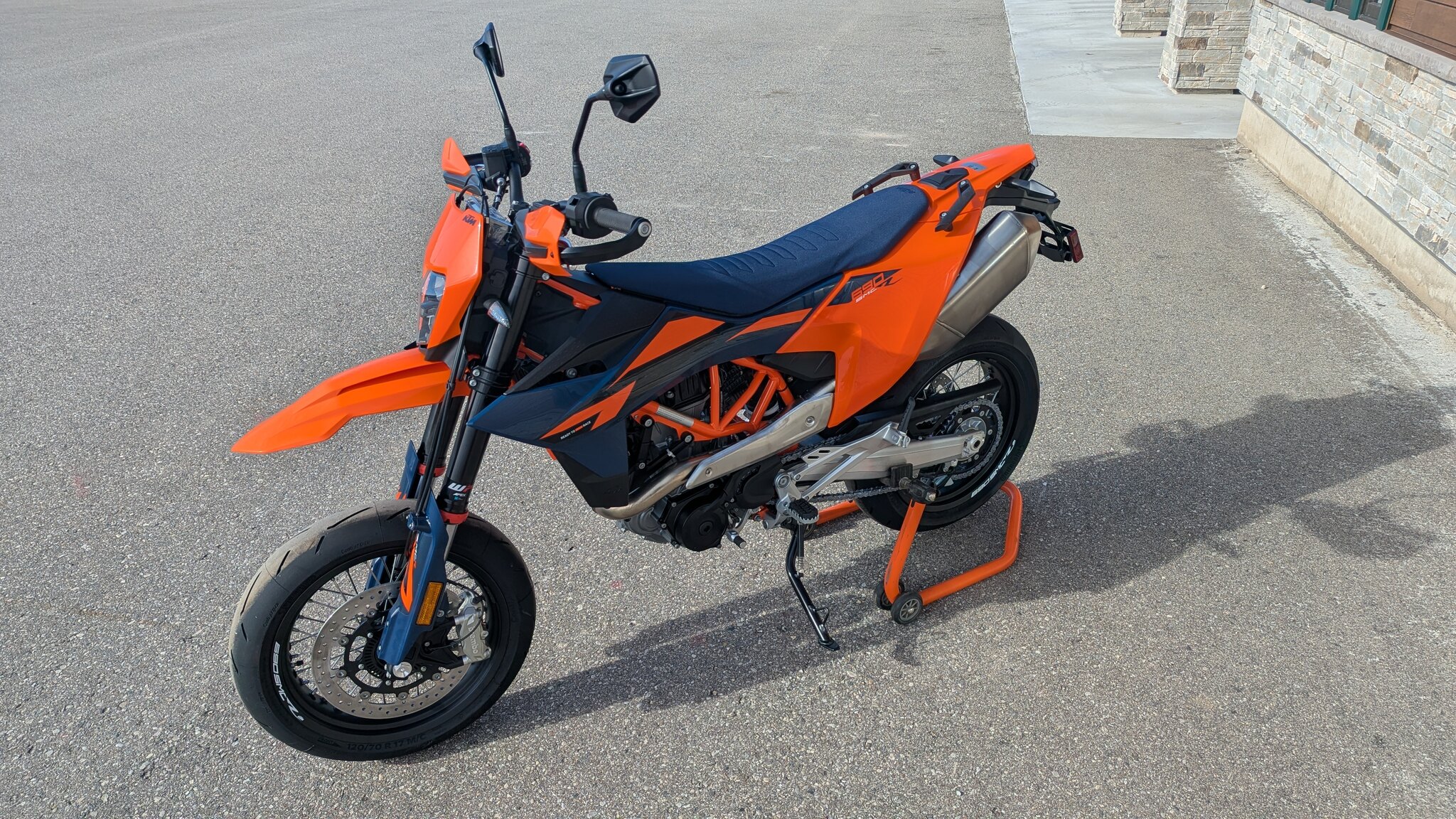 2026 KTM 690 SMC R May/June Promo
