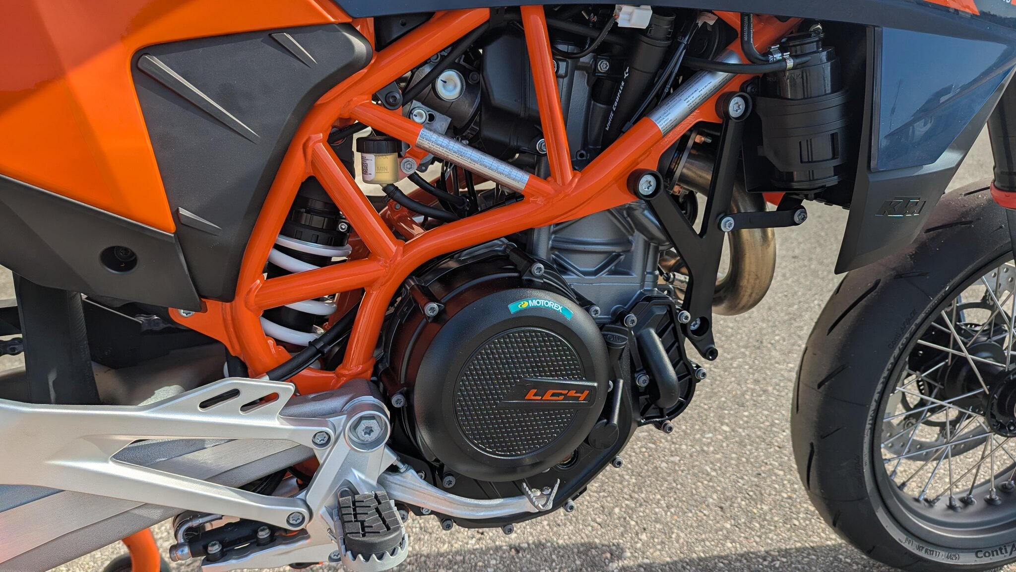 2026 KTM 690 SMC R May/June Promo