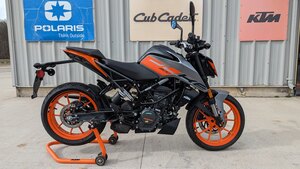 2023 KTM 200 Duke Silver May/June Promo