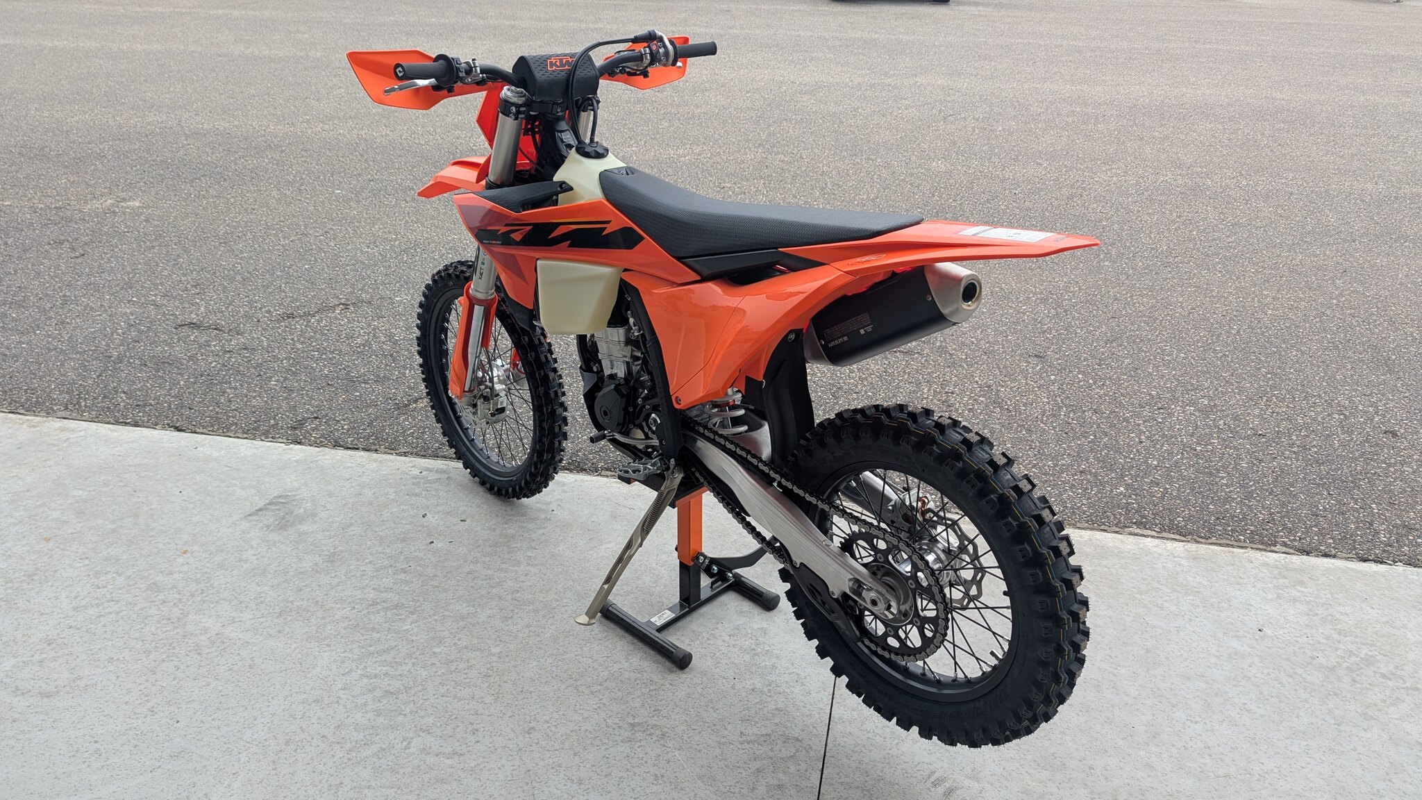2025 KTM 450 XC F May/June Promo