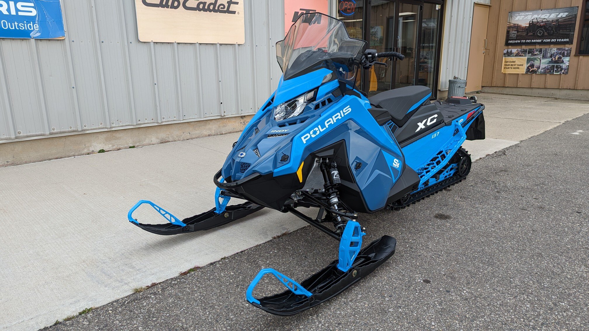 8993 9311D41A 2E7A 420E 9BD9 B03FACC56541 F99b392c E180 4627 9834 5c7bbd510915