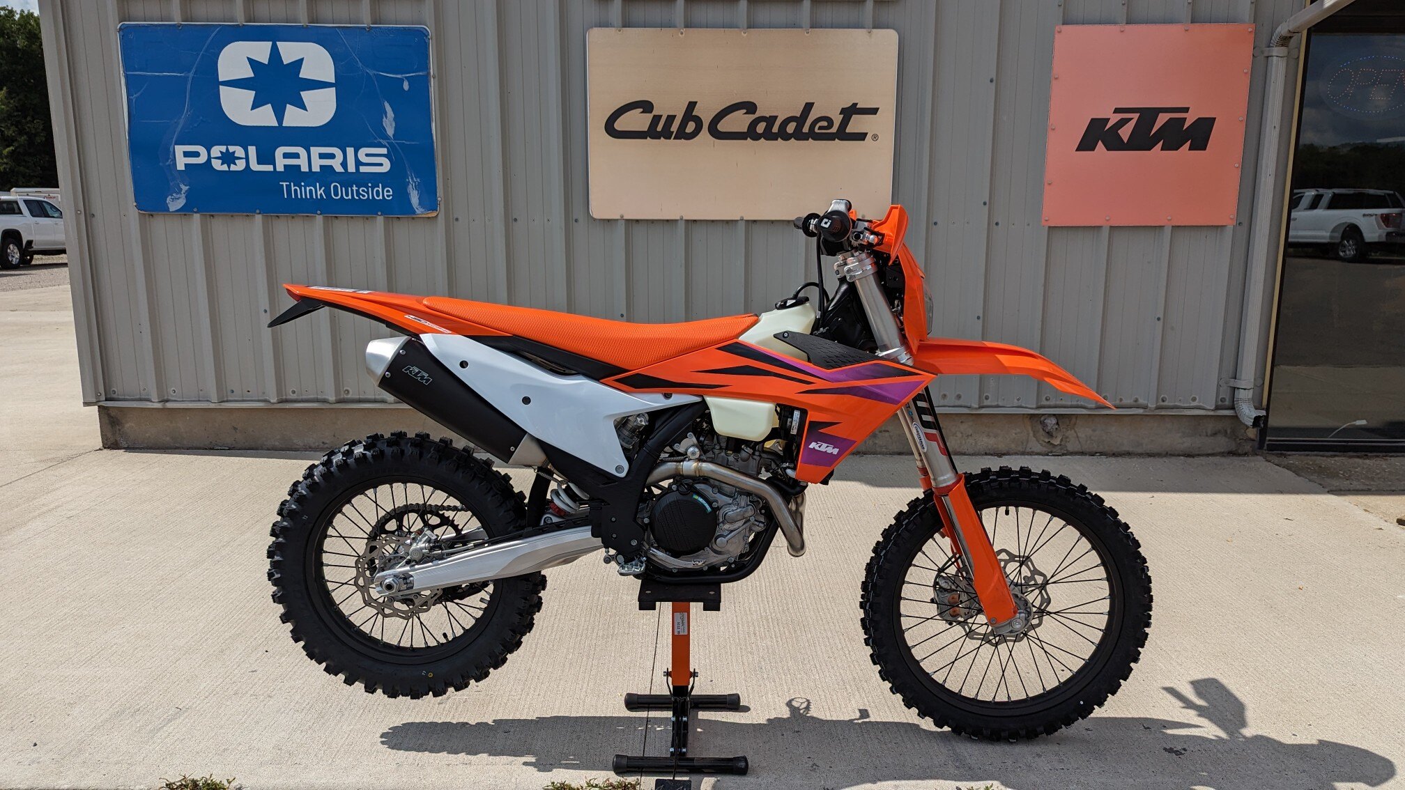 8993 A85E0680 D0C9 4D29 8E82 2CD01B9E2BBE 313c7212 E9f0 4db0 Acd7 C18dc895cd66