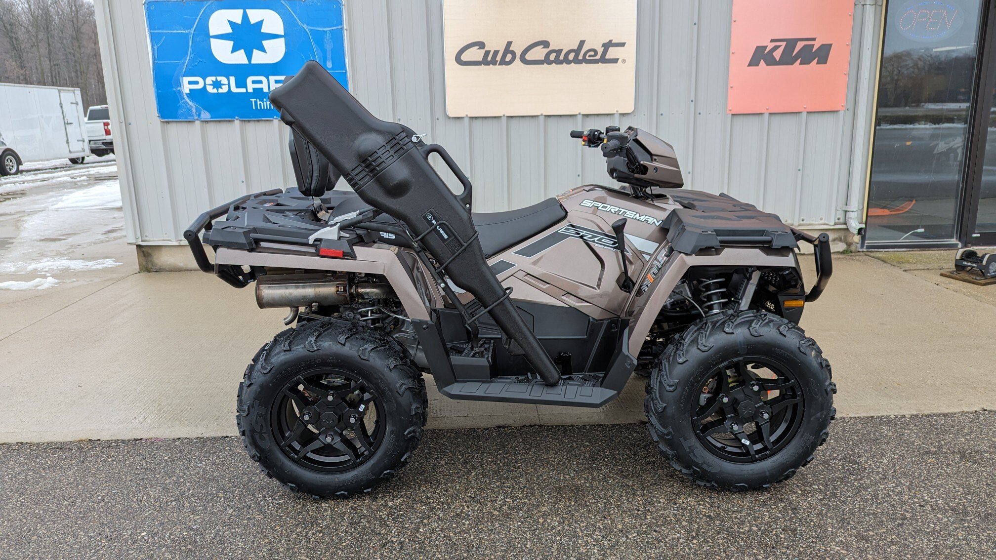 2023 Polaris Industries Sportsman Touring 570 Premium Custom November Promo!