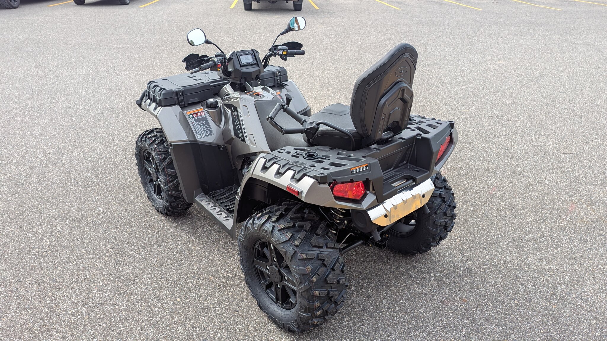 2026 Polaris Sportsman® Touring XP 1000 Trail June Promo