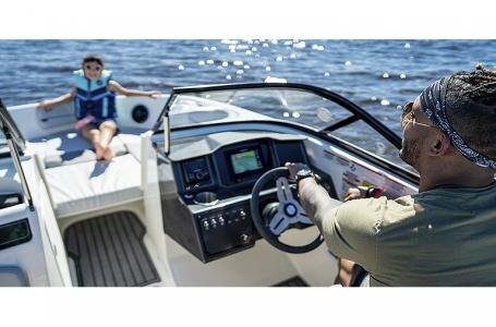 2023 Bayliner VR5