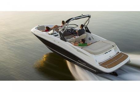 2022 Bayliner VR5