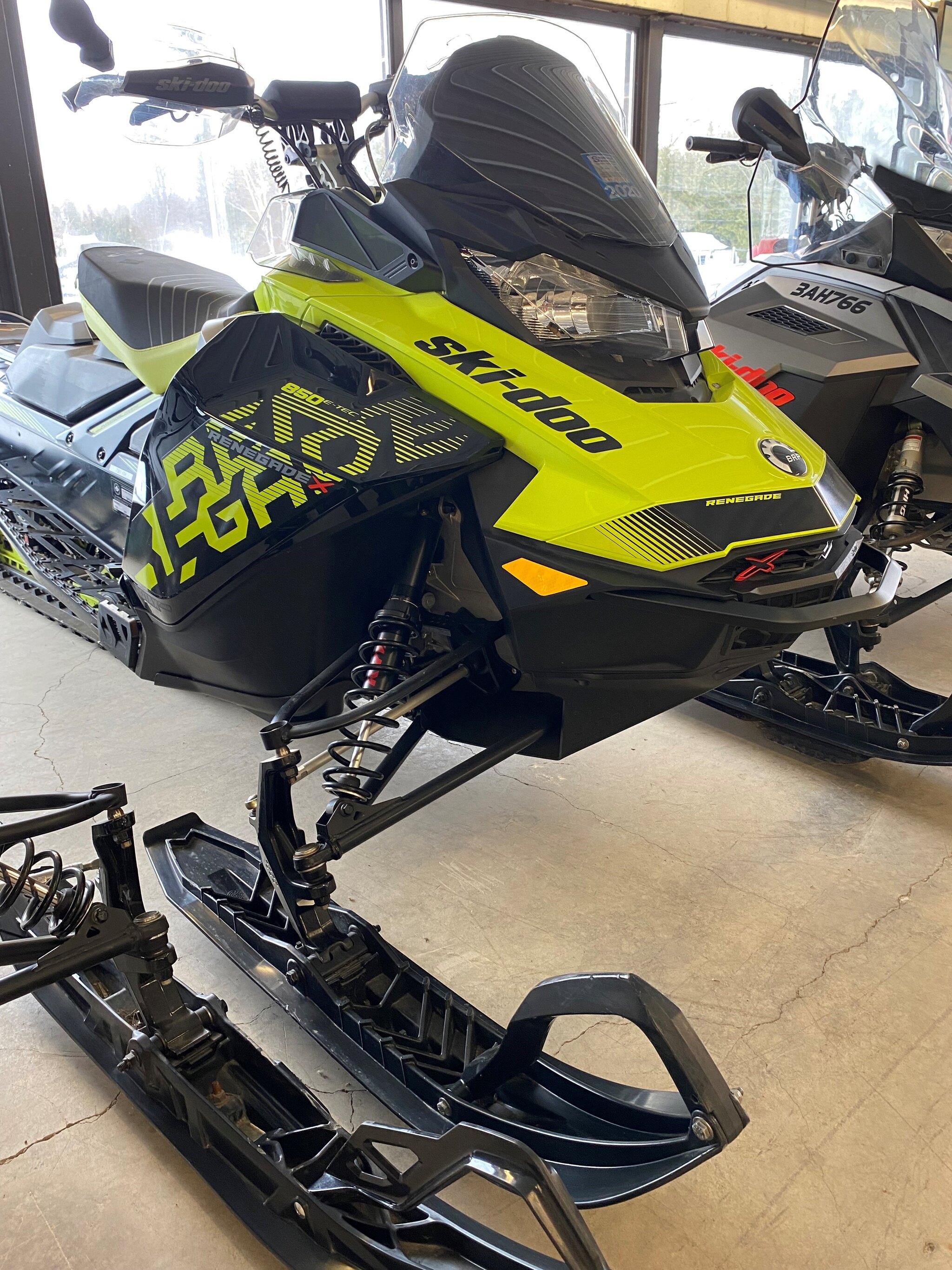 2018 Ski Doo RENEGADE X 850