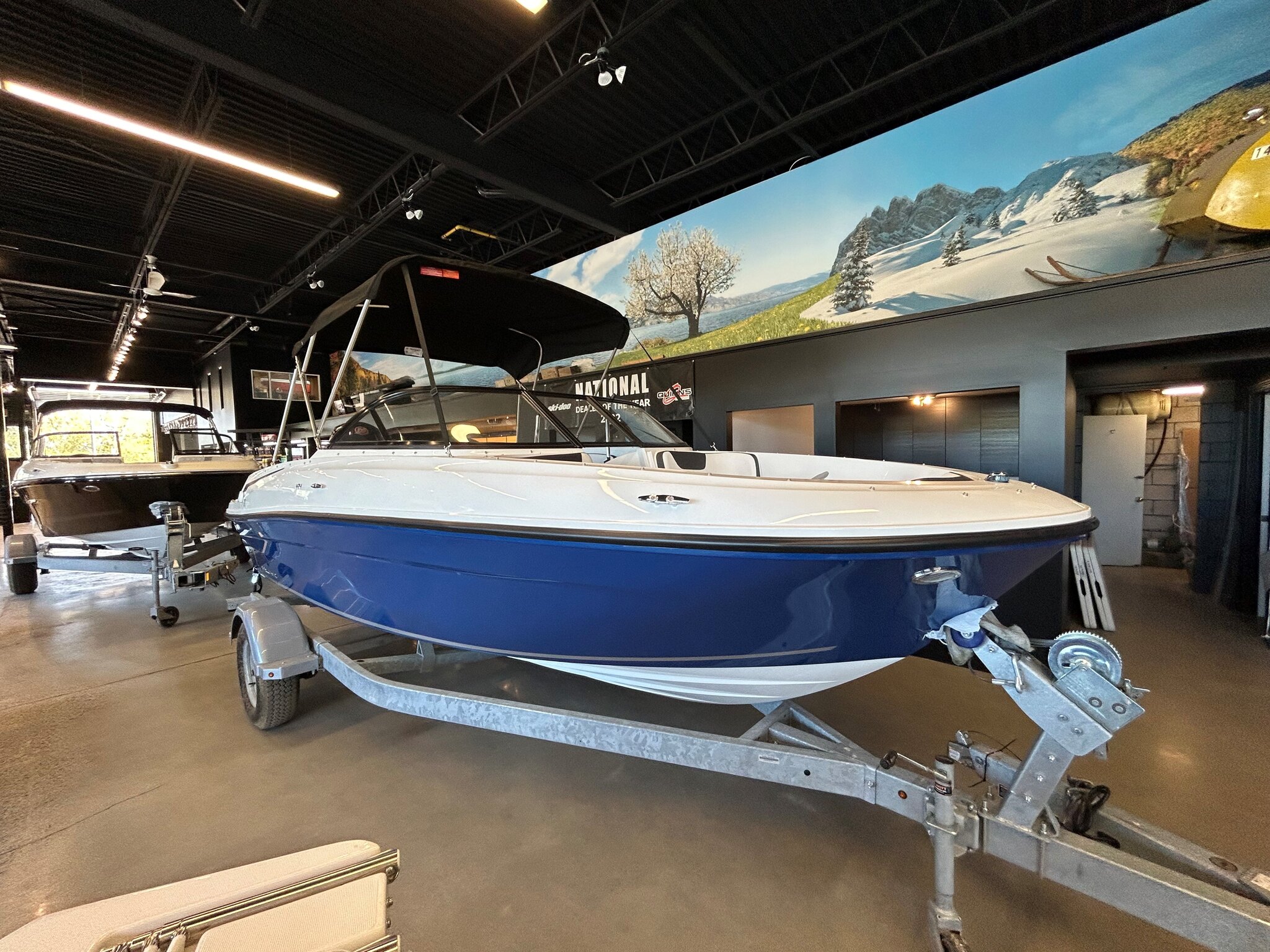 2023 Bayliner VR4