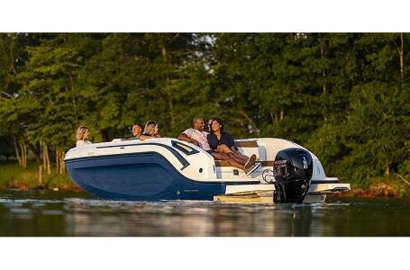 2023 Bayliner DX2200