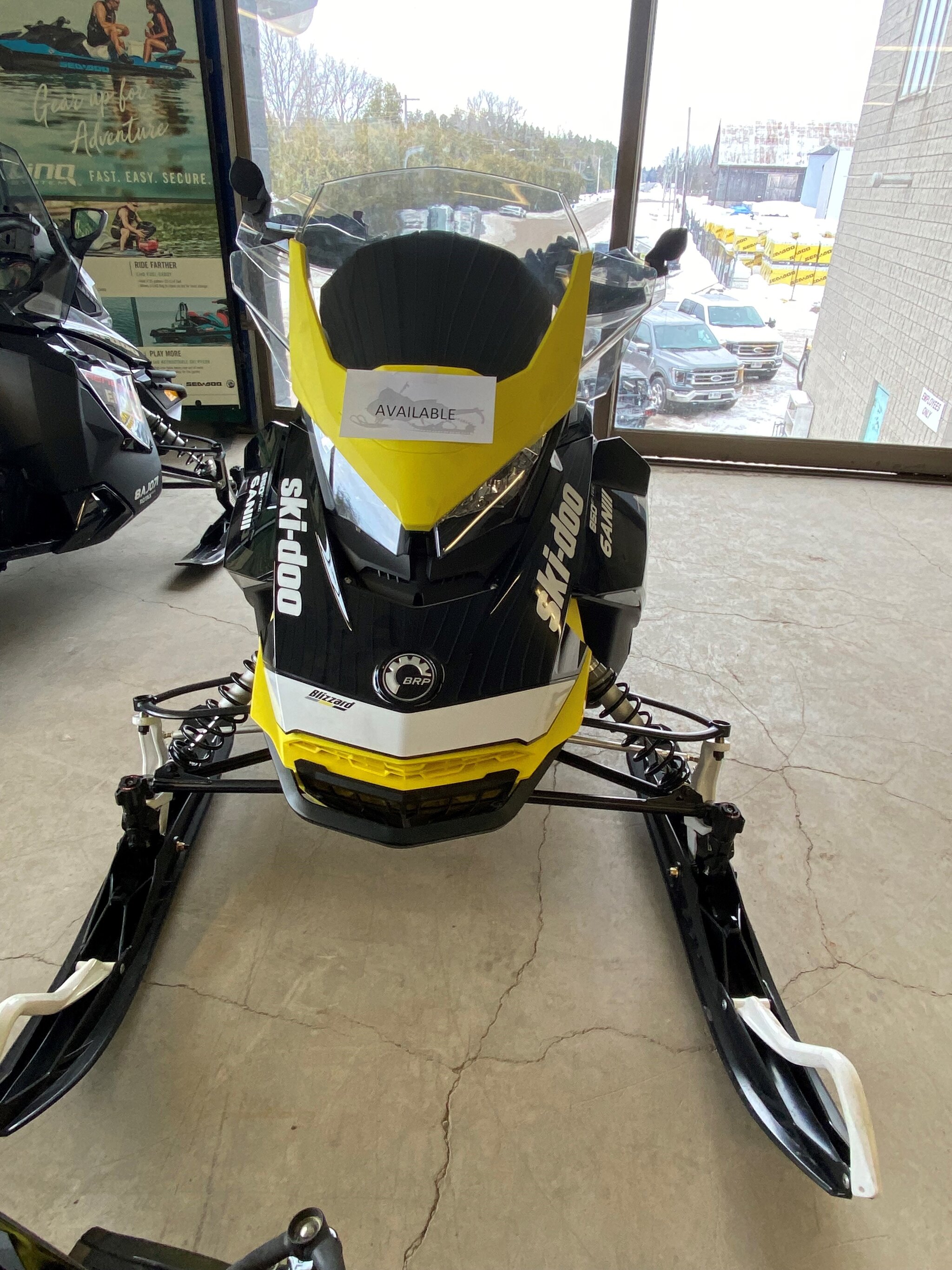 2018 Ski Doo MXZ BLIZZARD 850