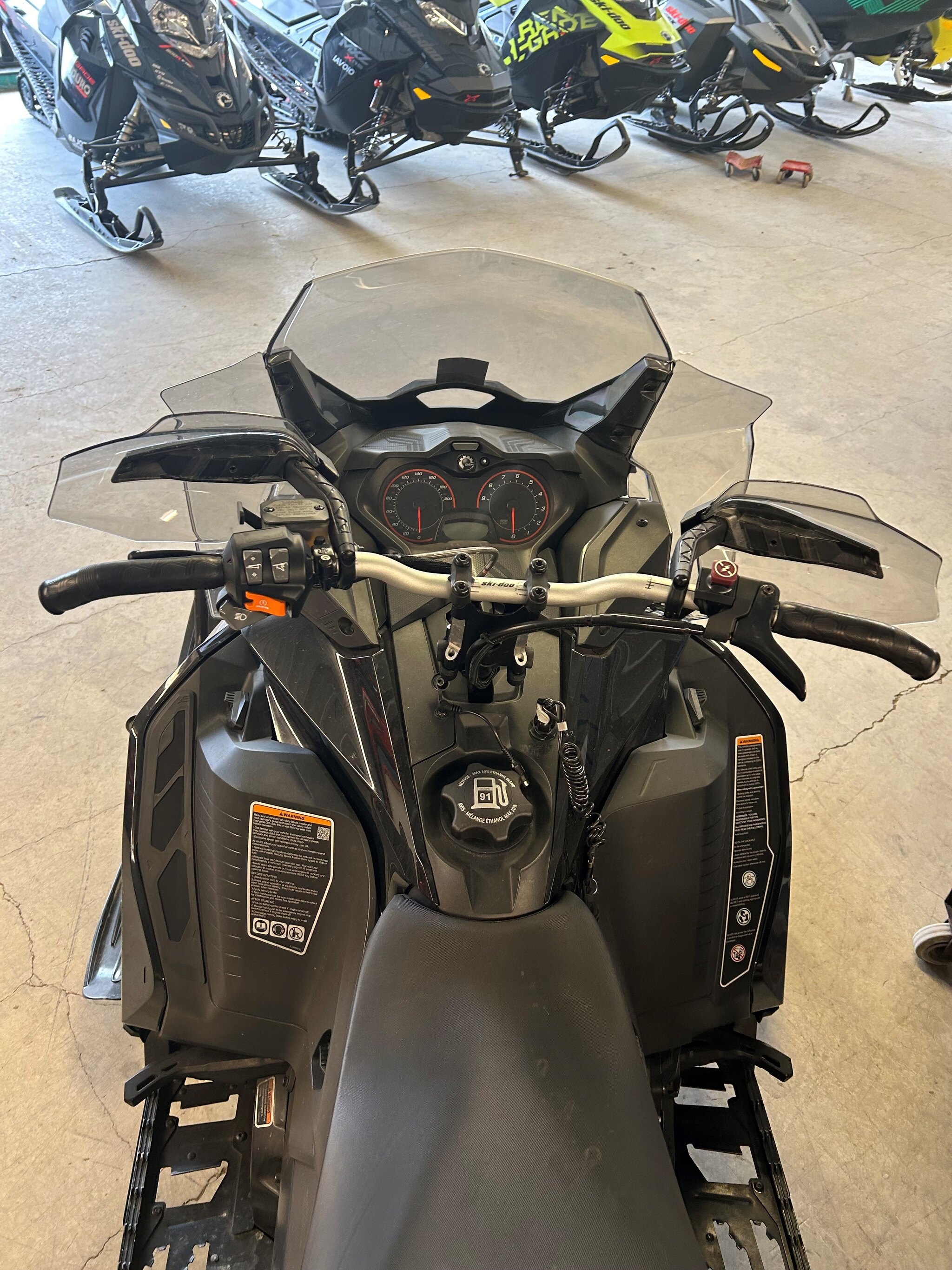 2019 Ski Doo RENEGADE ADRENALINE 850