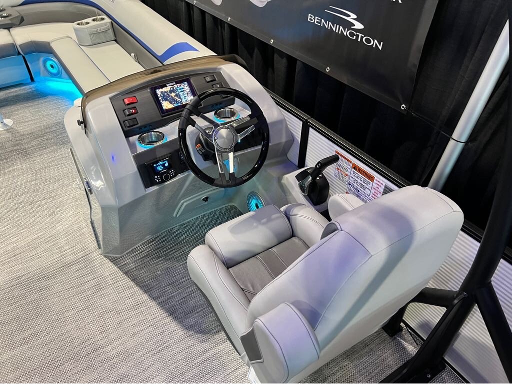 2023 Bennington 25 SXSRTD Top Deck