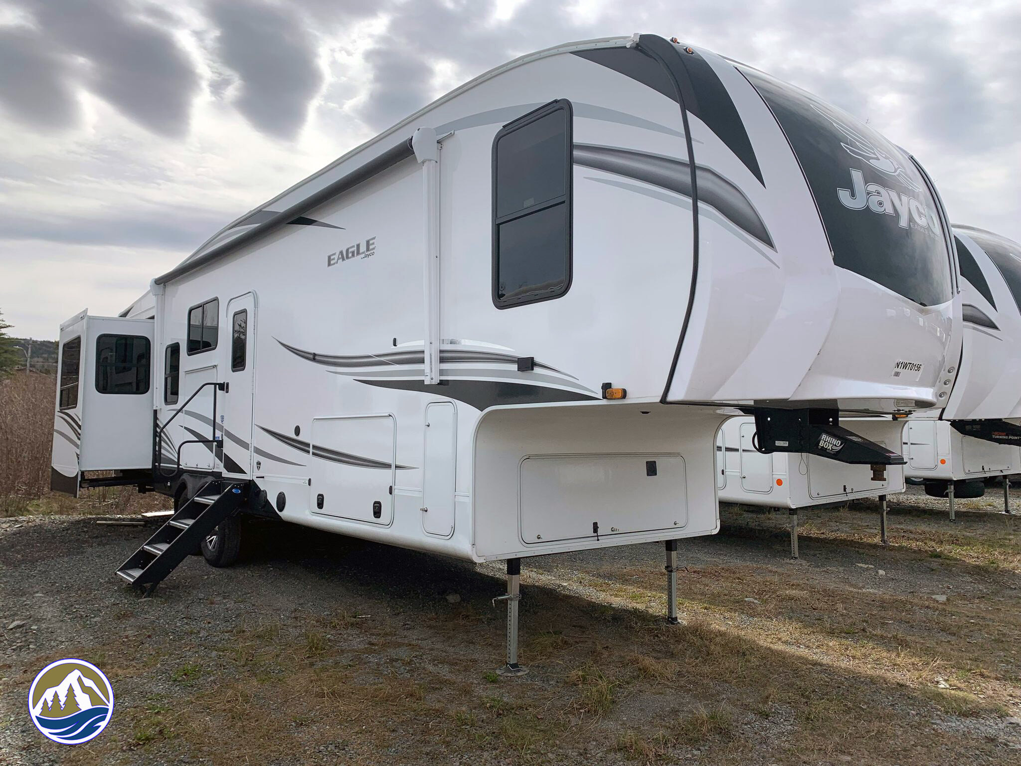 9513 90A81996 BF9B 4DD5 BBD5 44CDC4D28098 335 RDOK FW