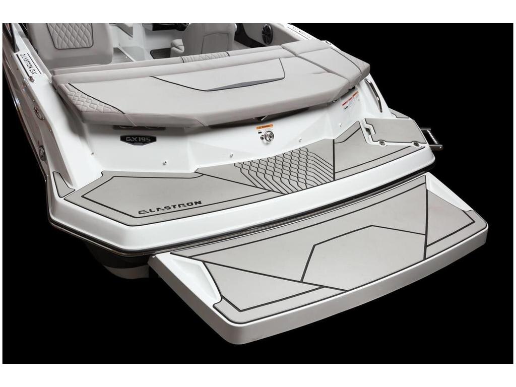 2024 Glastron GX 195 W/MERCRUISER 4.5L 250HP