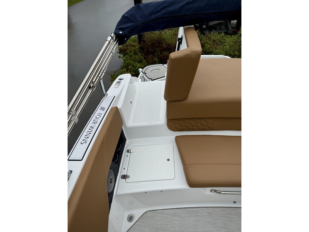 2025 Four Winns H1 W/MERCRUISER 4.5L
