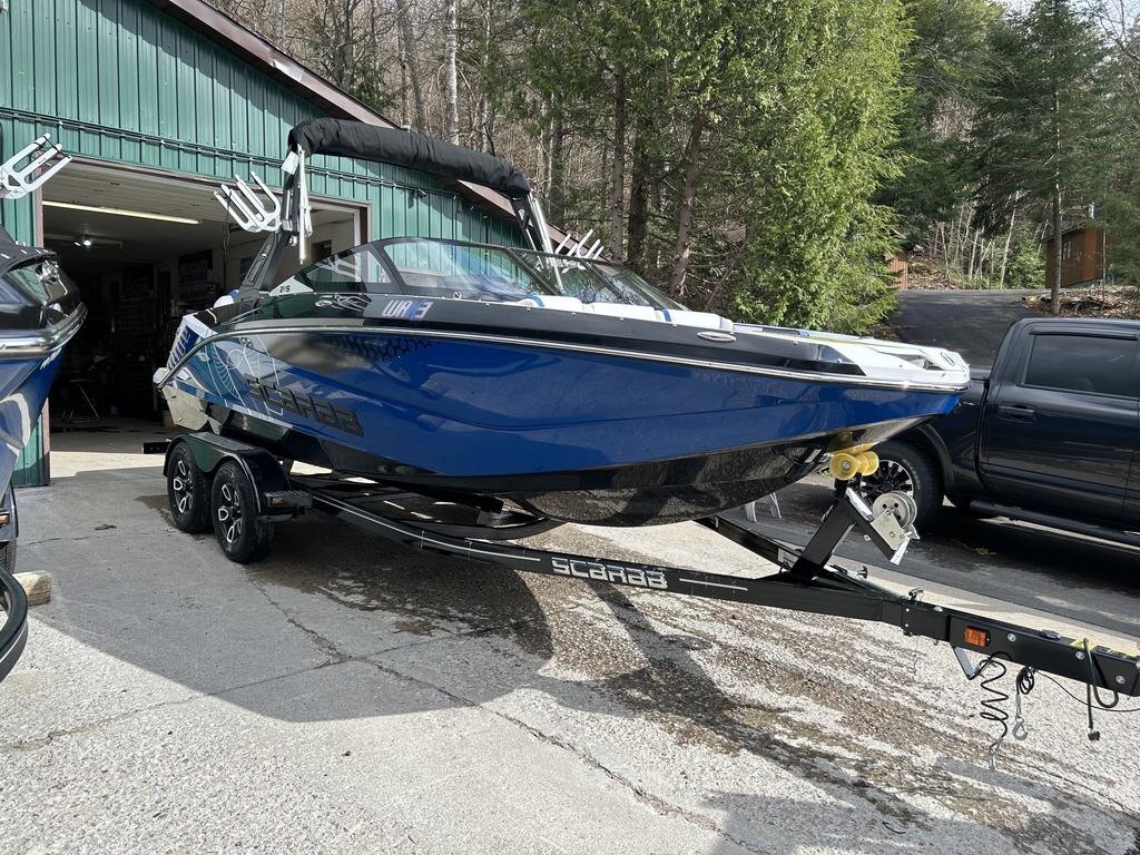 2023 Scarab 215 WAKE W/TWIN 300 HP