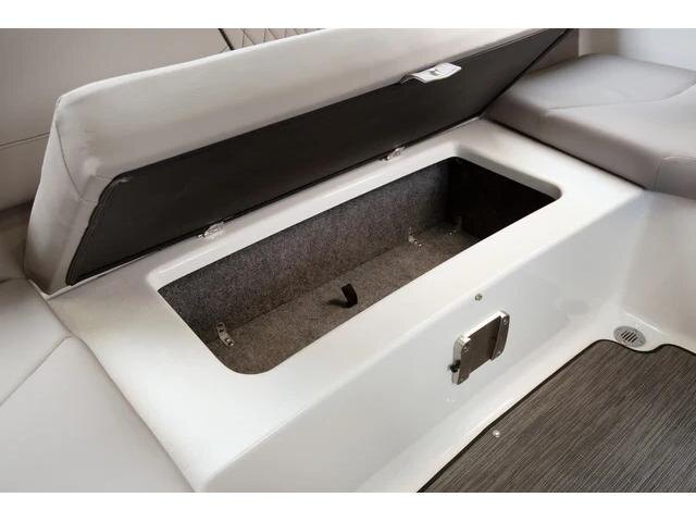 2024 Glastron GX 215 W/MERCRUISER 4.5L 250HP