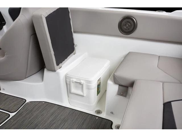2024 Glastron GX 215 W/MERCRUISER 4.5L 250HP