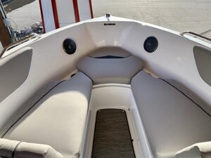 2024 Glastron GX 215 W/MERCRUISER 4.5L MPI