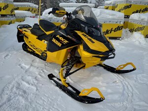 2024 Ski Doo MXZ XRS COMPETITION PACKAGE 850 E TEC TURBO R W/10.25 TOUCHSCREEN