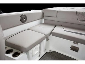 2024 Glastron GX 215 W/MERCRUISER 4.5L MPI