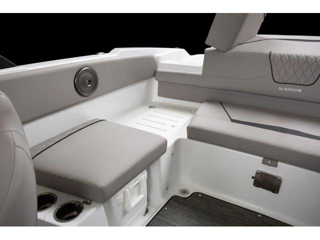 2024 Glastron GX 215 W/MERCRUISER 4.5L MPI