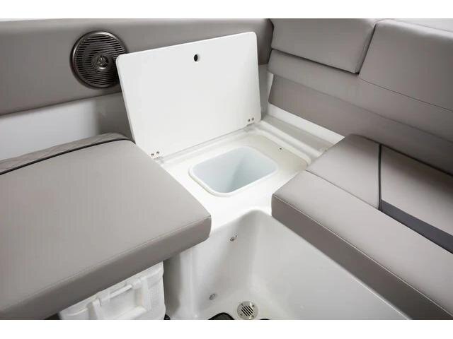 2024 Glastron GX 215 W/MERCRUISER 4.5L MPI