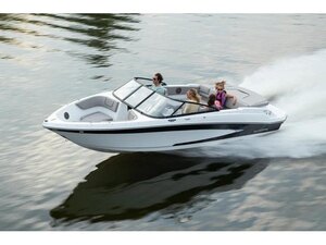 2024 Glastron GX 215 W/MERCRUISER 4.5L MPI