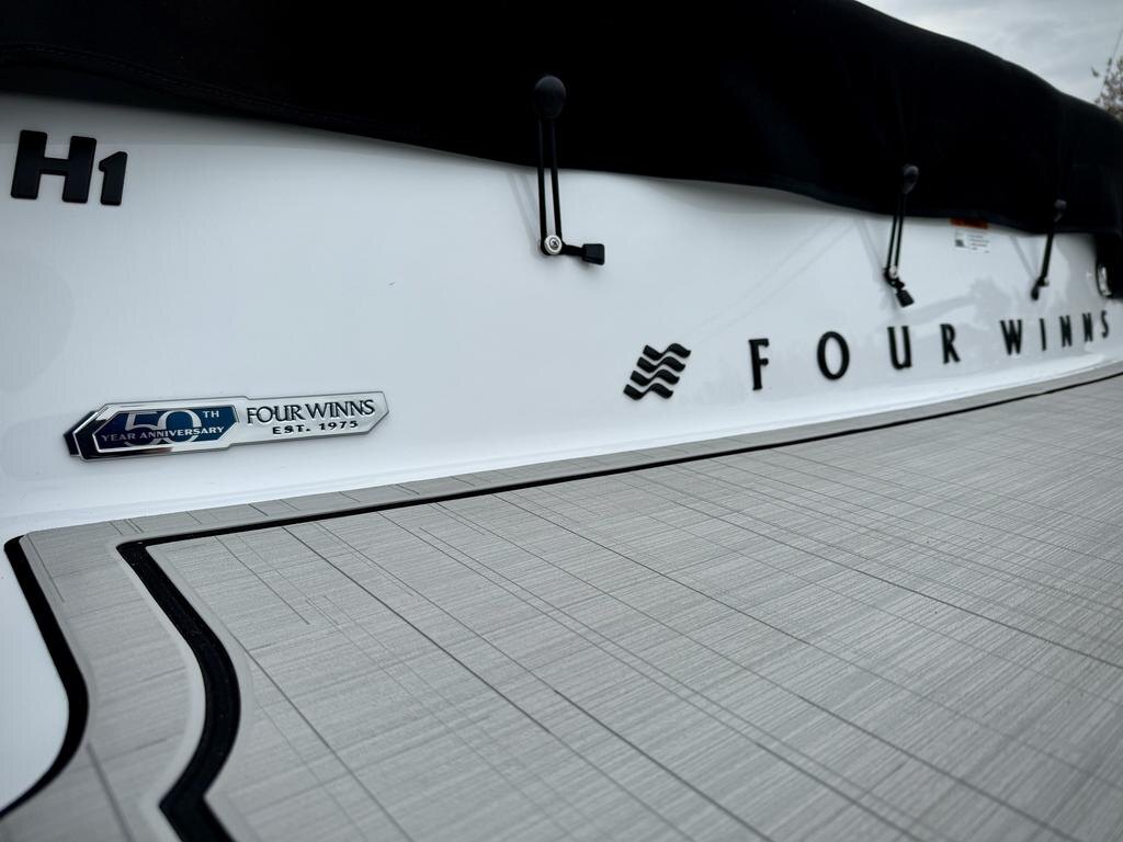 2025 Four Winns H1 W/MERCRUISER 4.5L