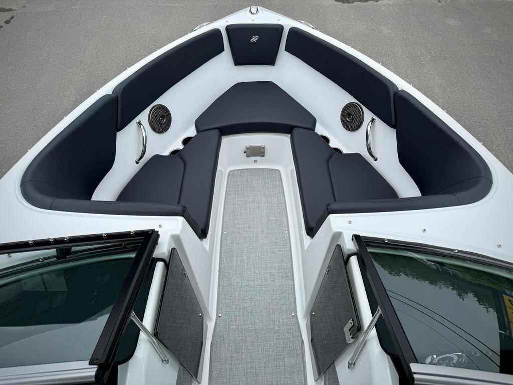 2025 Four Winns H1 W/MERCRUISER 4.5L