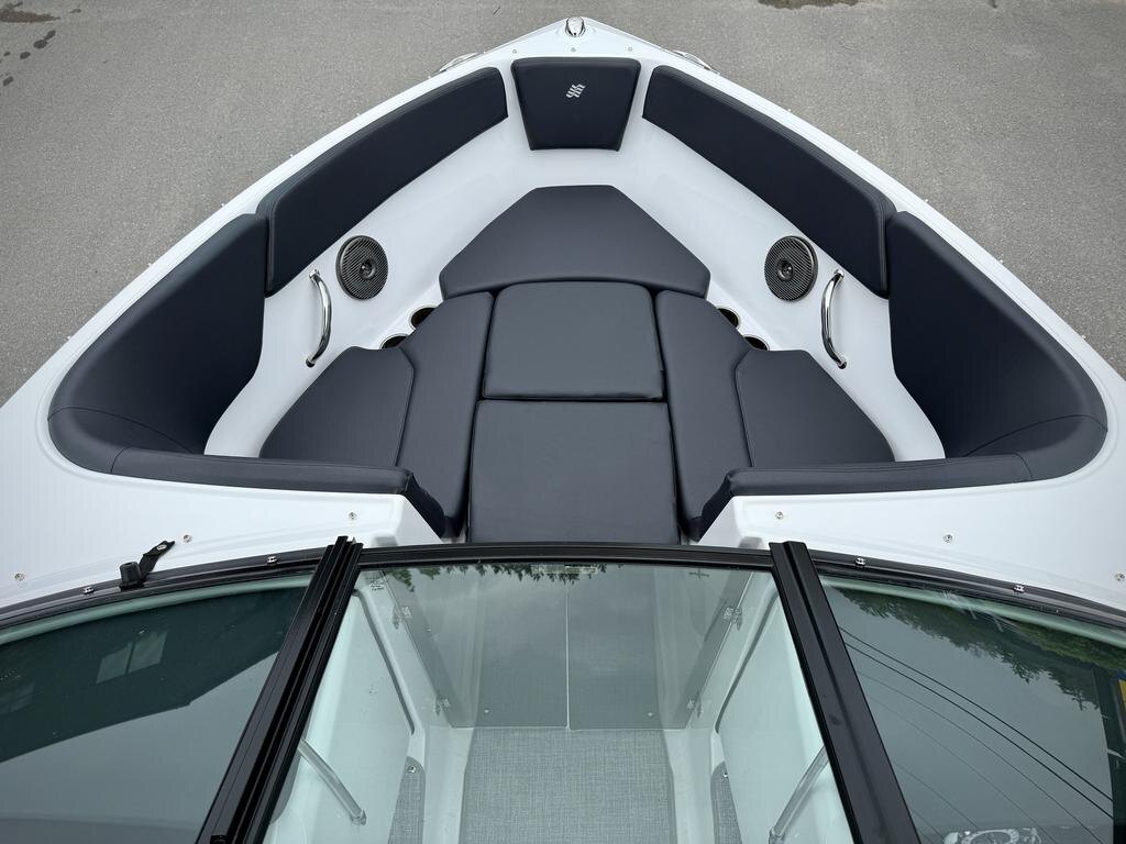 2025 Four Winns H1 W/MERCRUISER 4.5L