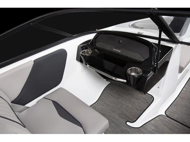 2024 Glastron GX 195 W/MERCRUISER 4.5L 250HP