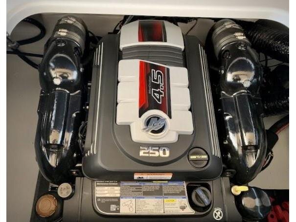 2024 Glastron GX 195 W/MERCRUISER 4.5L 250HP
