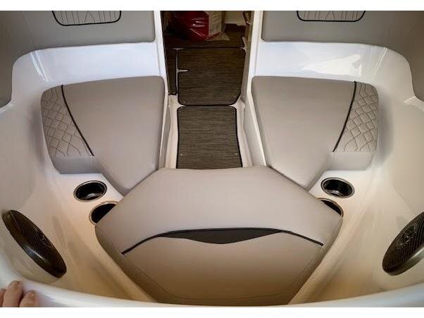 2024 Glastron GX 195 W/MERCRUISER 4.5L 250HP