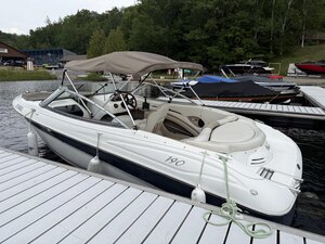 2005 Doral Boats 190 w/VOLVO PENTA 4.3L